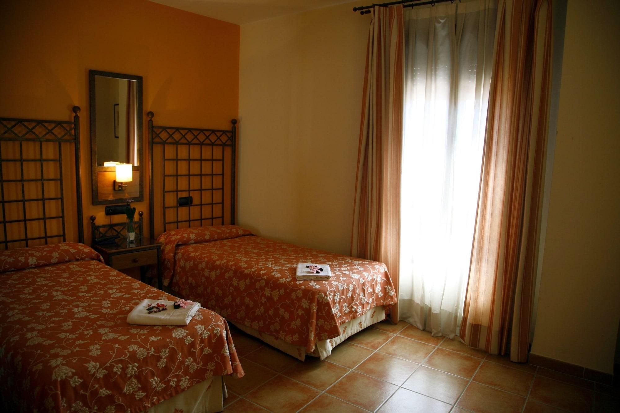Hotel Ele Santabarbara Castilleja de la Cuesta Zewnętrze zdjęcie