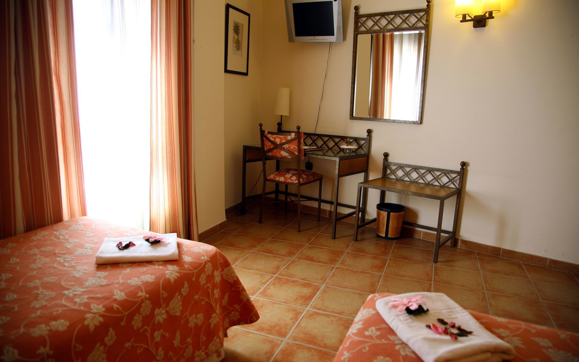 Hotel Ele Santabarbara Castilleja de la Cuesta Zewnętrze zdjęcie